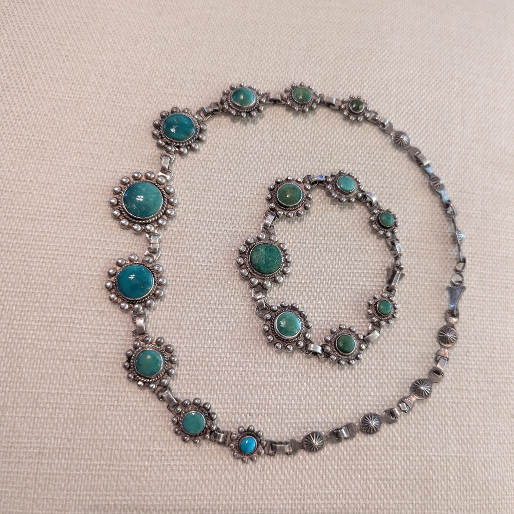 Silver and Turquoise Jewelry Set - Picture 3 of 7